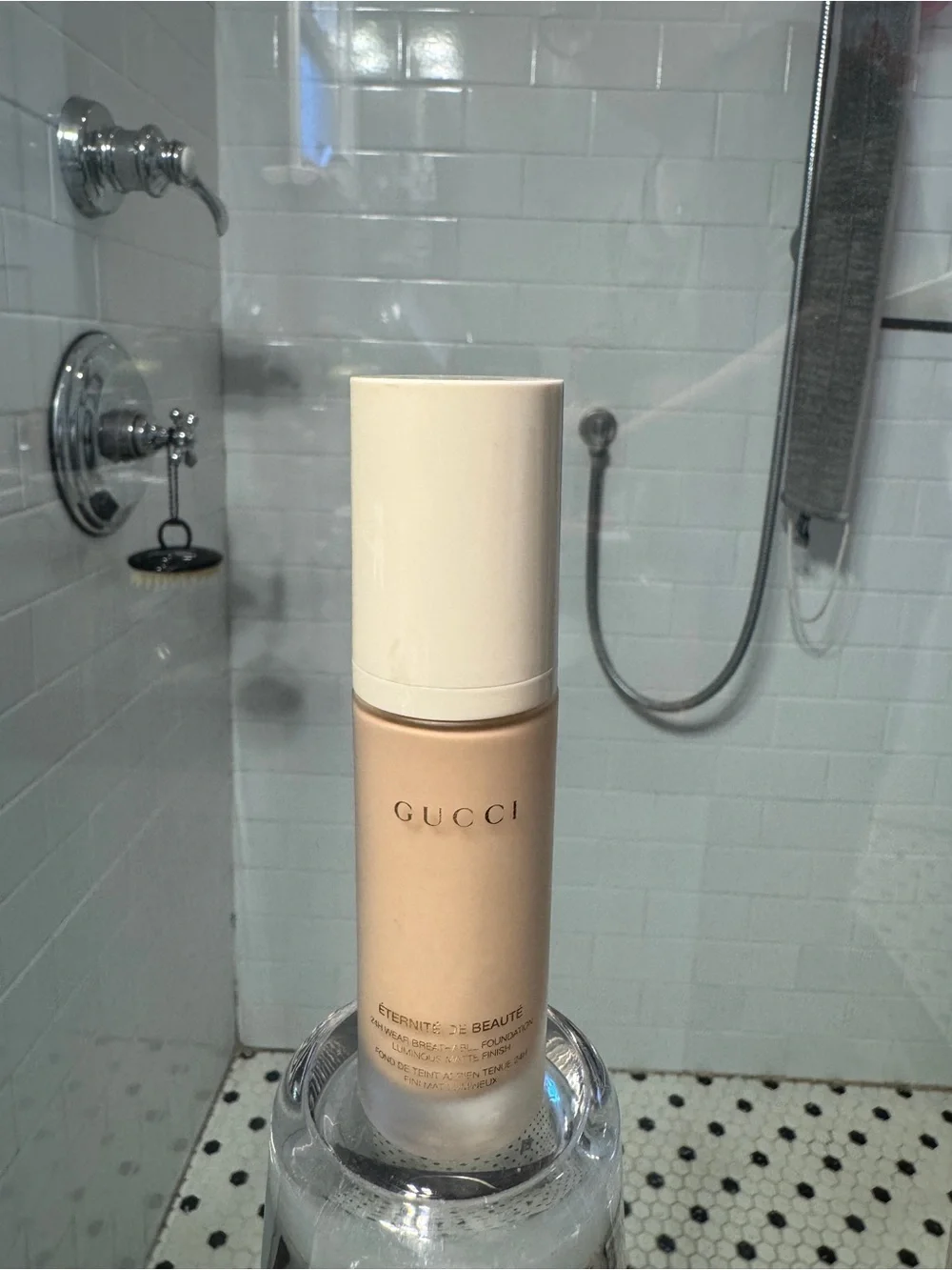 Gucci Éternité de Beauté Foundation - 120N FAIR